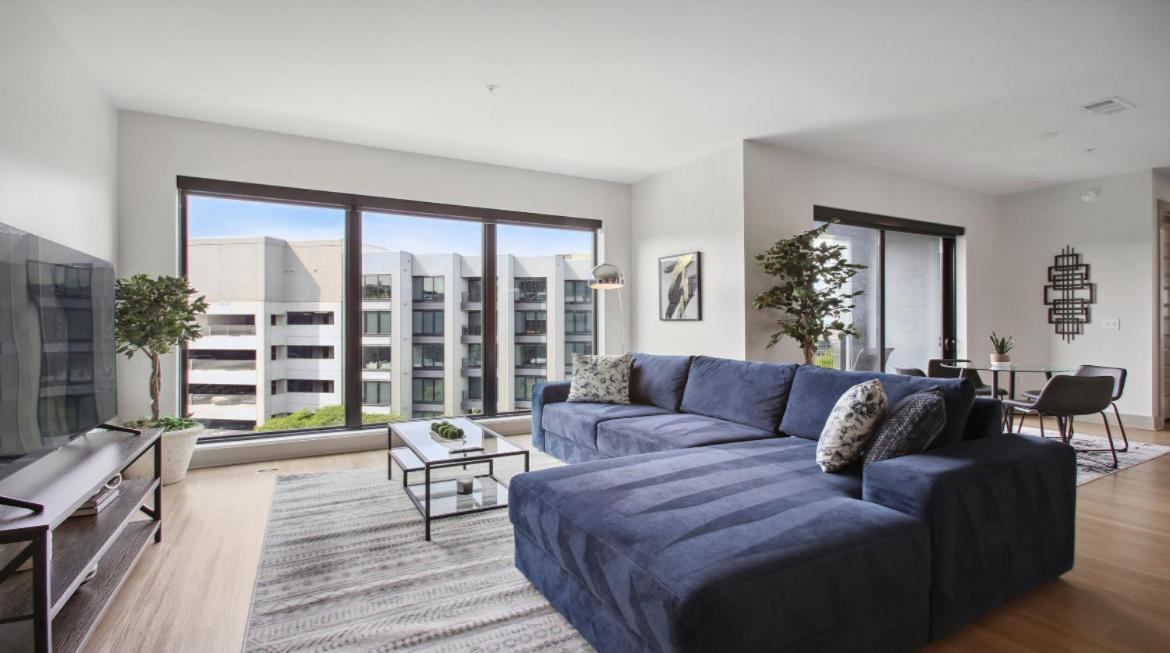 Luxury West Midtown 2 Bdrm *