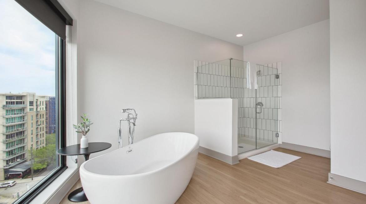 Luxury West Midtown 2 Bdrm Apartment