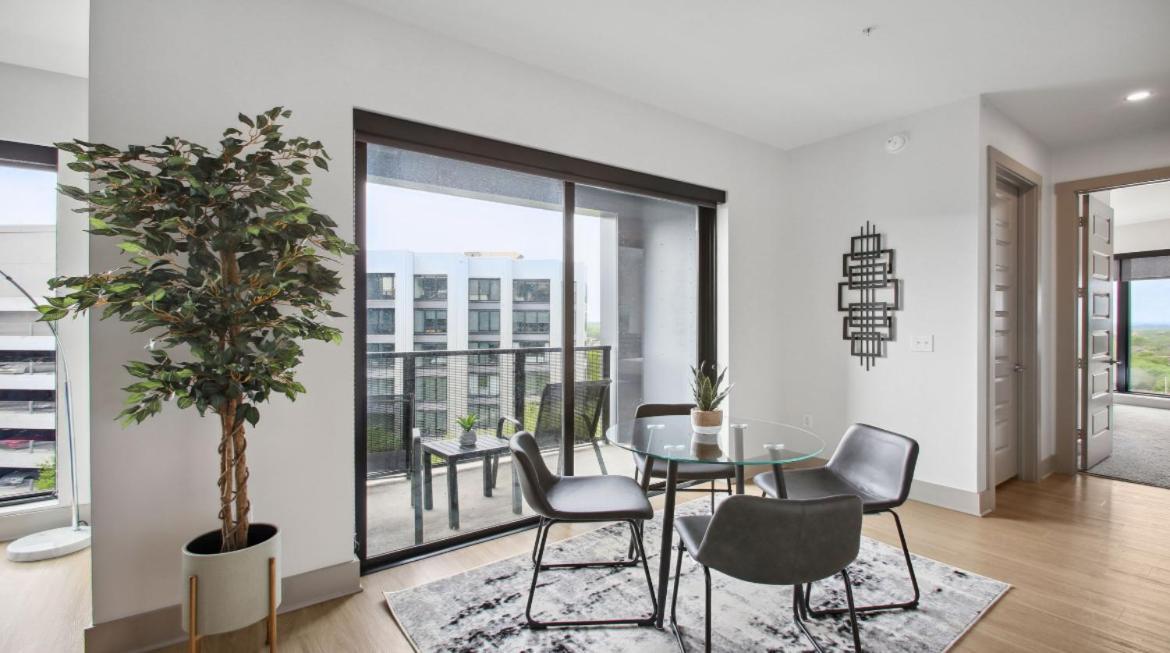 Apartment Luxury West Midtown 2 Bdrm